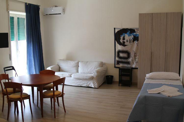 Keira House Napoli Hotel Kültér fotó