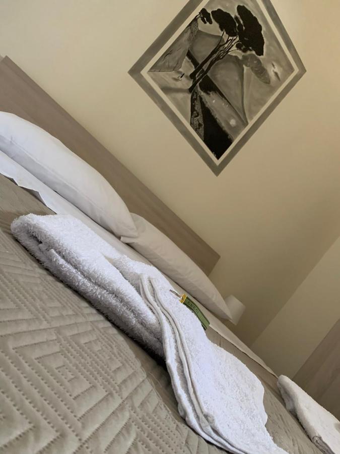 Keira House Napoli Hotel Kültér fotó